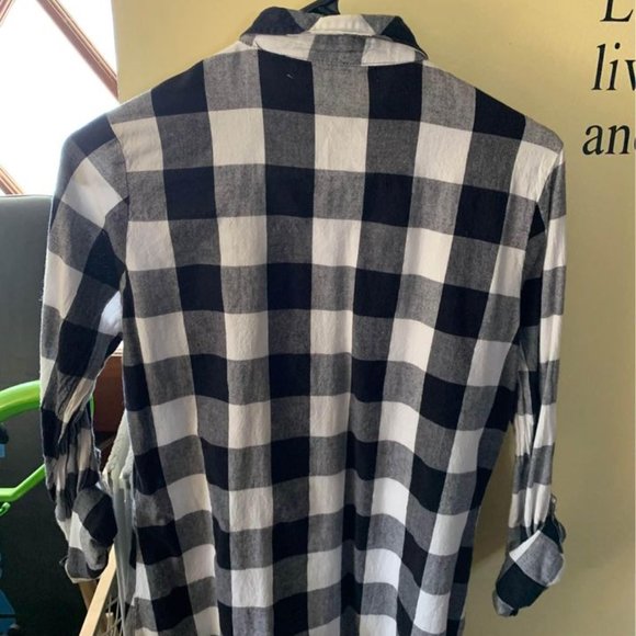 Girls Large Button Down - Picture 3 of 3